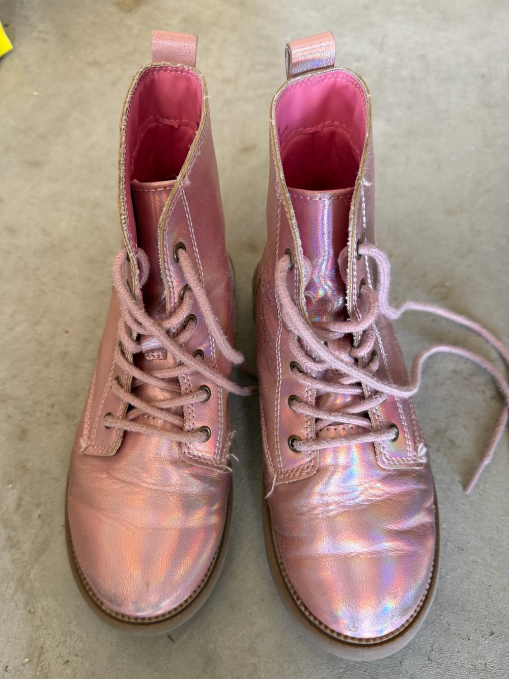 Old Navy Iridescent Pink Kids Lace-Up Combat Boots